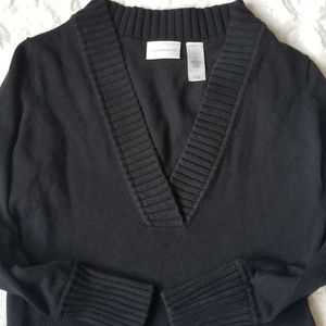 Liz Claiborne deep V neck sweater